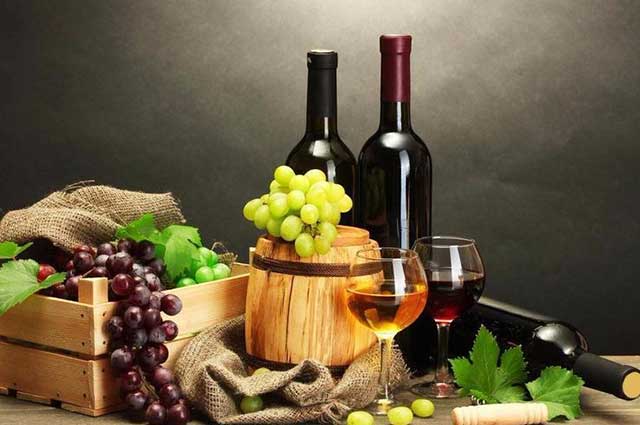 黑皮诺是什么葡萄酒的名字？