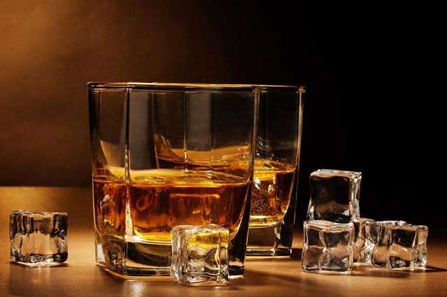 朗姆酒和威士忌有什么区别？(洋酒中的烈酒和一般葡萄酒的区别)(图3)