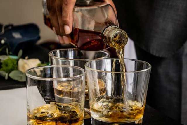 酒说丨威士忌的口感及几种流行喝法