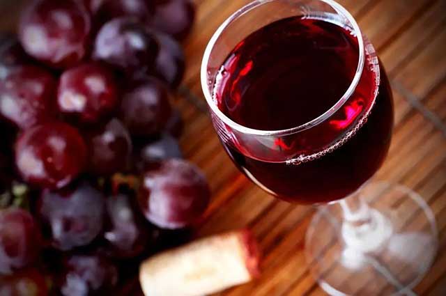 酒说丨多喝葡萄酒可以预防心脏病？(图2)